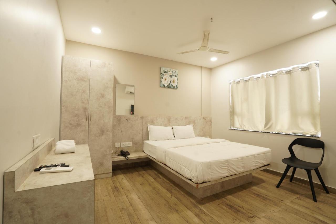 Hotel Trp Bliss Nizamabad エクステリア 写真