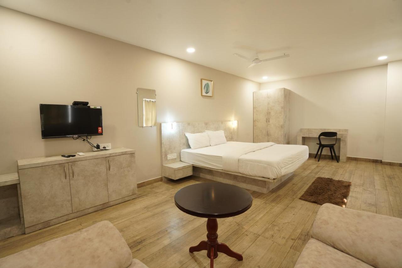 Hotel Trp Bliss Nizamabad エクステリア 写真